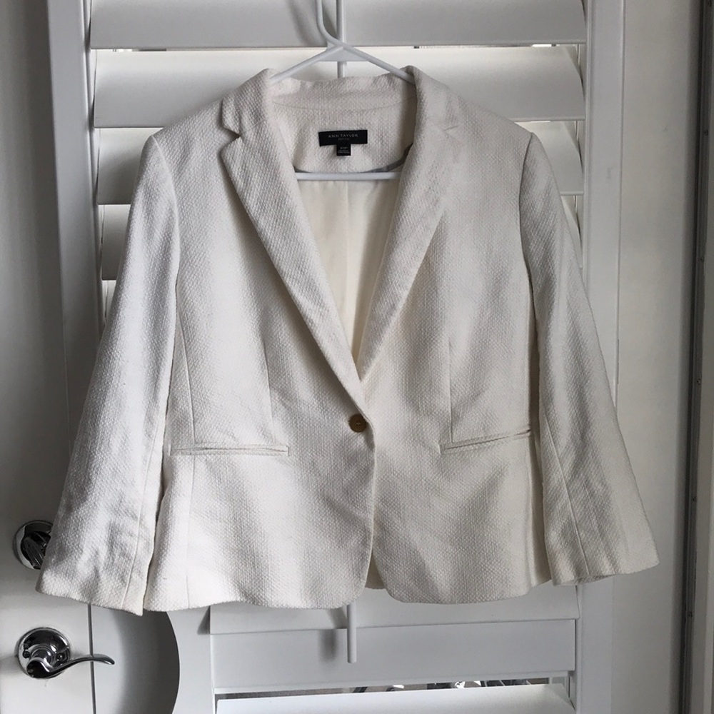 Ann Taylor One-Button White Blazer